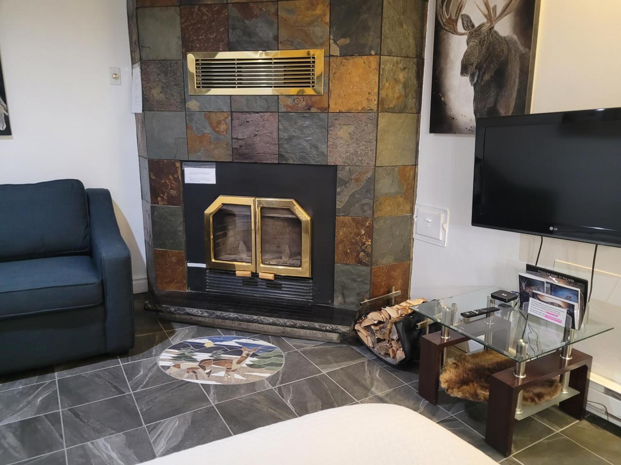 Appartement Bellevue Saint-Félicien Extérieur photo